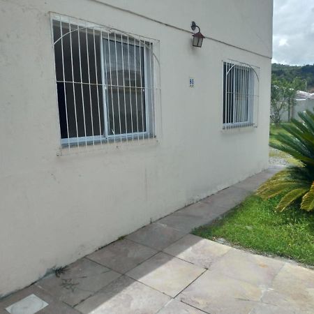 Casa Agradavel Em Camboriu Com Estacionamento No Patio Villa Kültér fotó